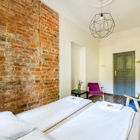 Lull Hostel Warszawa Eksteriør bilde