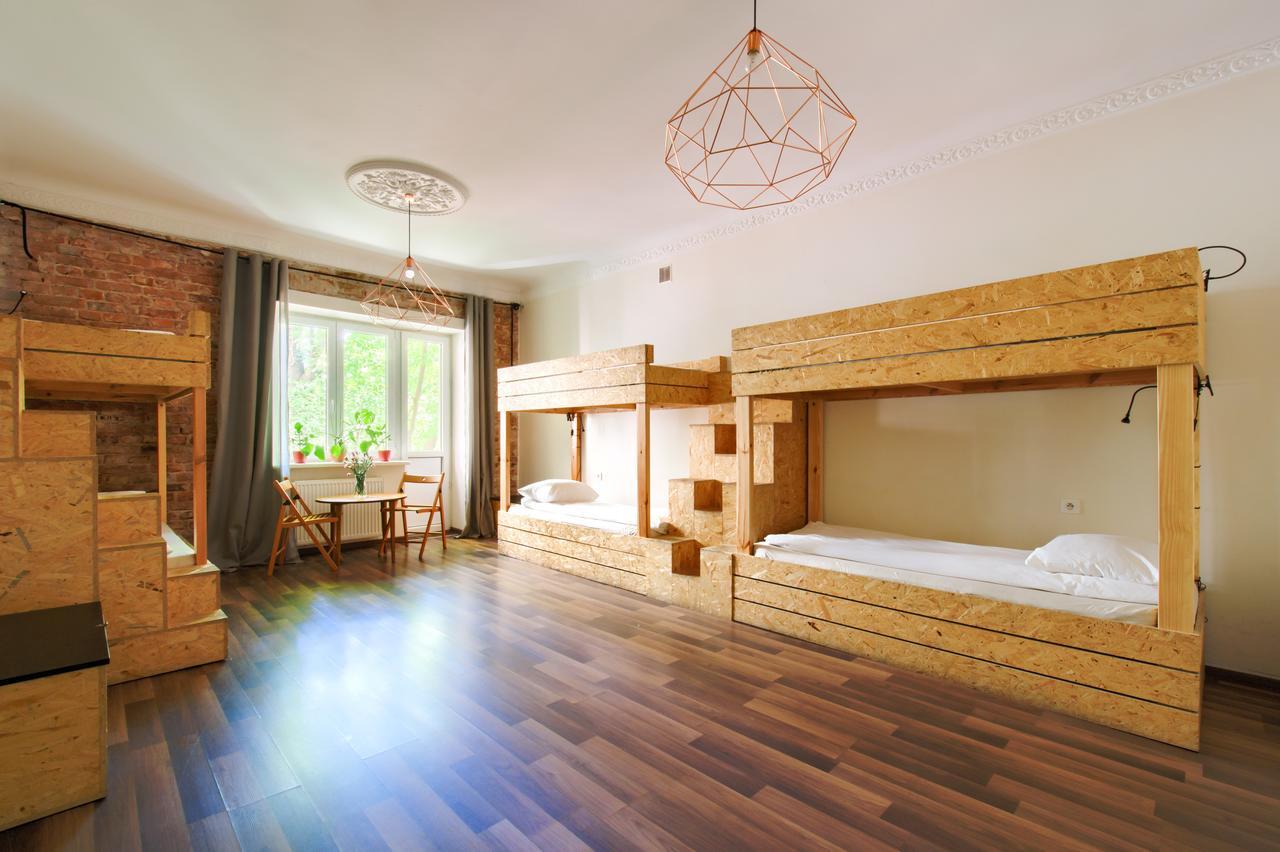 Lull Hostel Warszawa Eksteriør bilde