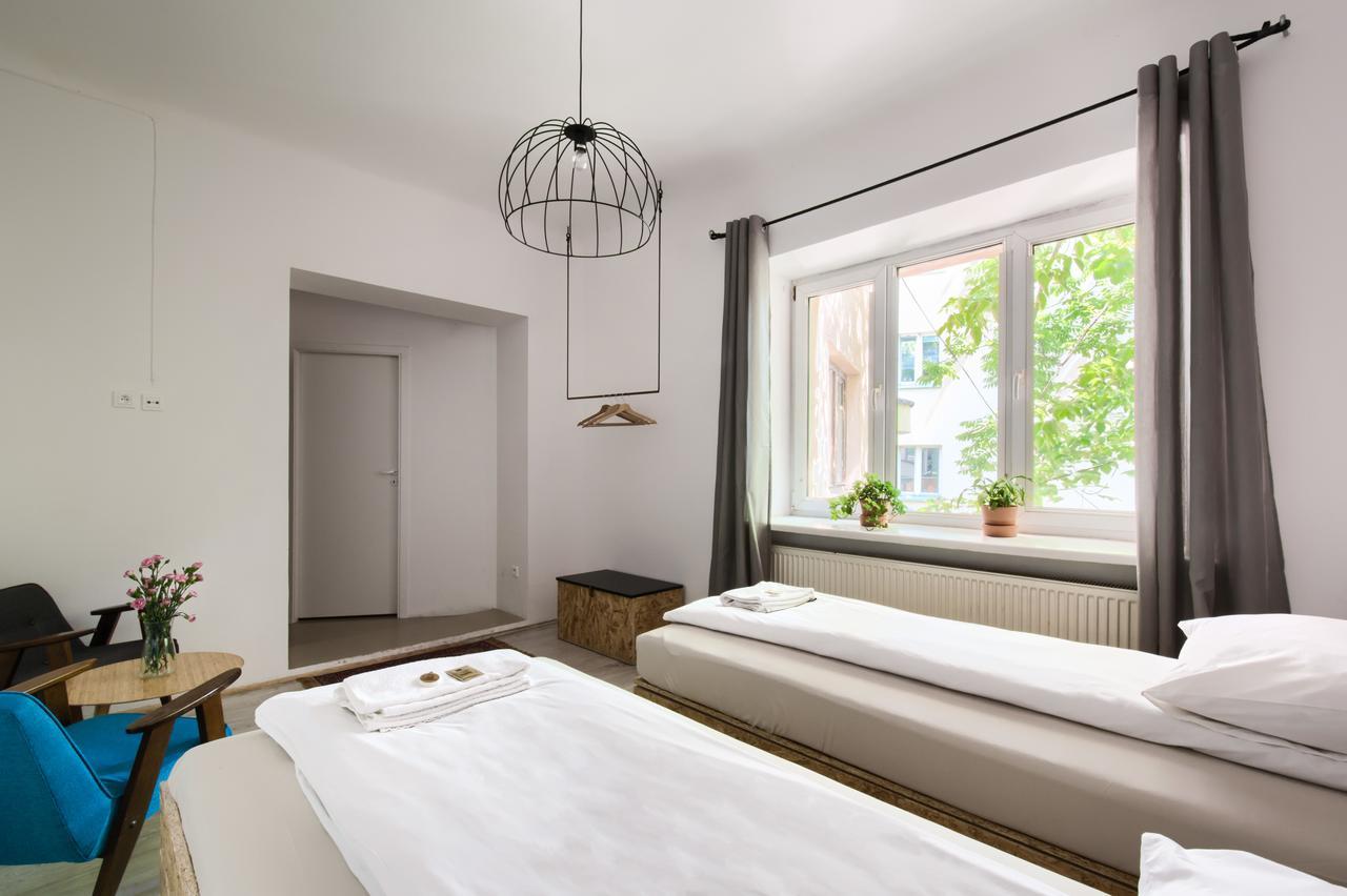 Lull Hostel Warszawa Eksteriør bilde