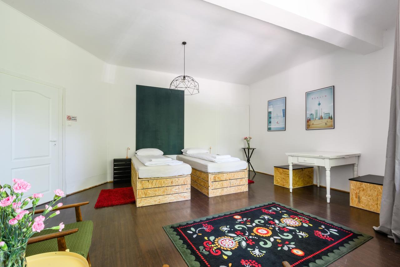 Lull Hostel Warszawa Eksteriør bilde