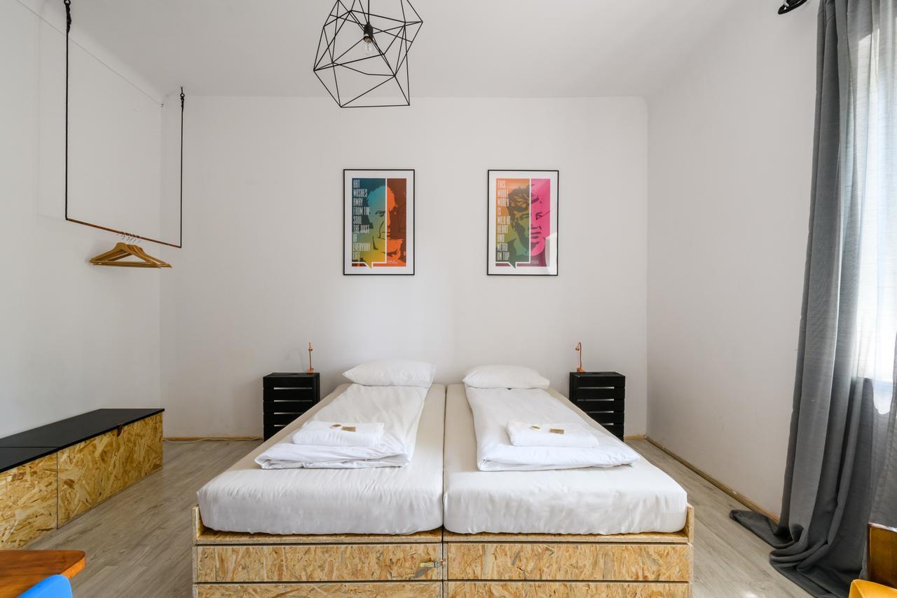 Lull Hostel Warszawa Eksteriør bilde